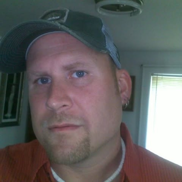 Meet your Posher, Edwin - Picture 1 of 1